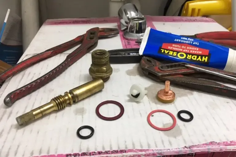 tap-and-tapwear-servicing-and-repair-newcastle-and-maitland-nsw-768x512